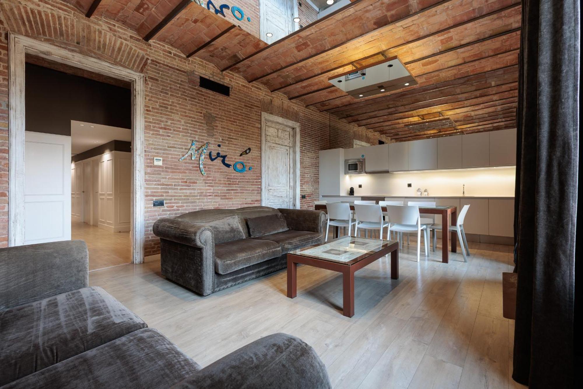 Enjoybcn Miro Apartments — Photos 3